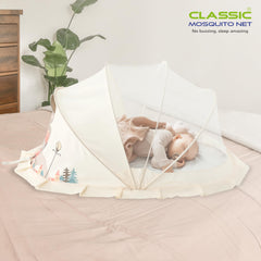 Classic Mosquito Net Teddy Bear Print - Lightweight Design